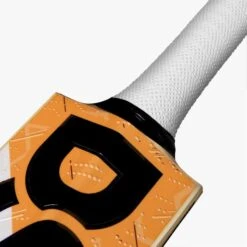 2023 DSC Krunch 330 Junior Cricket Bat -Cricket Gear Sales Store dsc crcket bat english willow krunch 5000 4 1 1